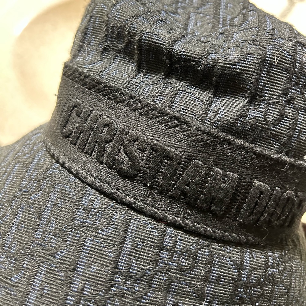 Dark navy blue Christian Dior bucket hat